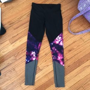 Size small leggings
